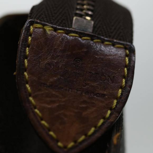 LOUIS VUITTON Monogram Poche Toilette 26 Pouch M47542 LV Auth 70035 - Picture 9 of 16